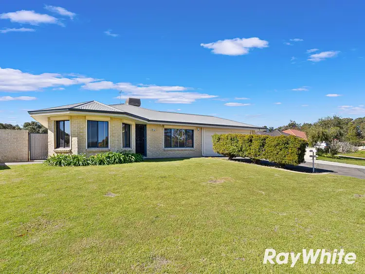 3 Kedron Place, Greenfields WA 6210