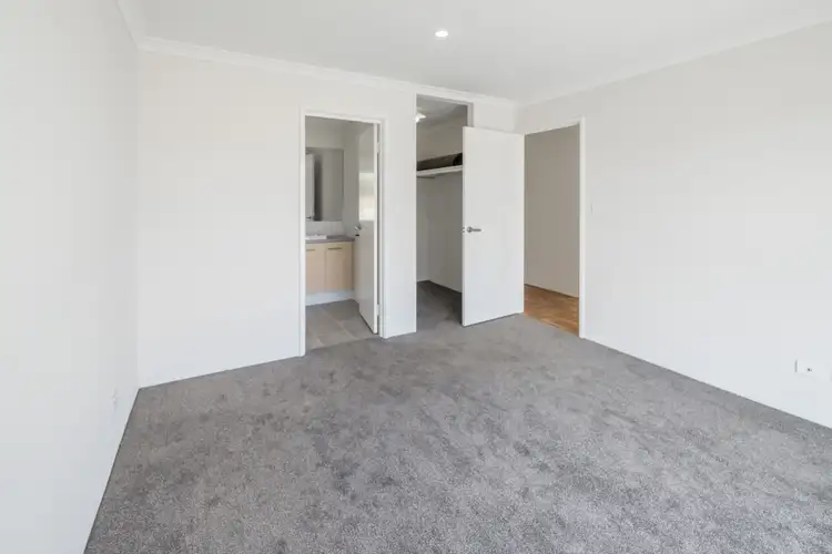 Seventh view of Homely house listing, 33 Cara Way, Wattle Grove WA 6107