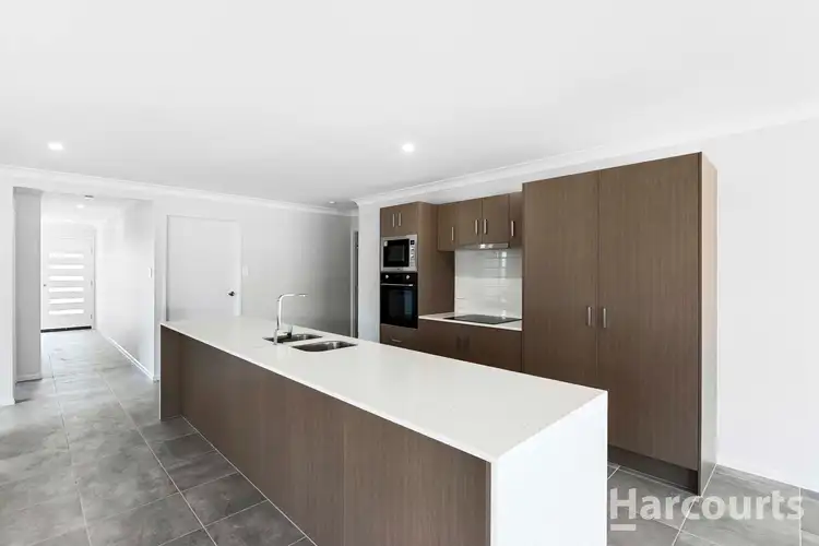 21 Sapphire Avenue, Kawungan QLD 4655