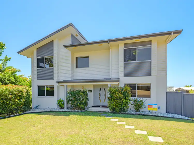 21 Tingira Close, Rainbow Beach QLD 4581