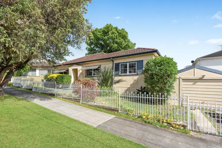 122A Caledonian Street, Bexley NSW 2207