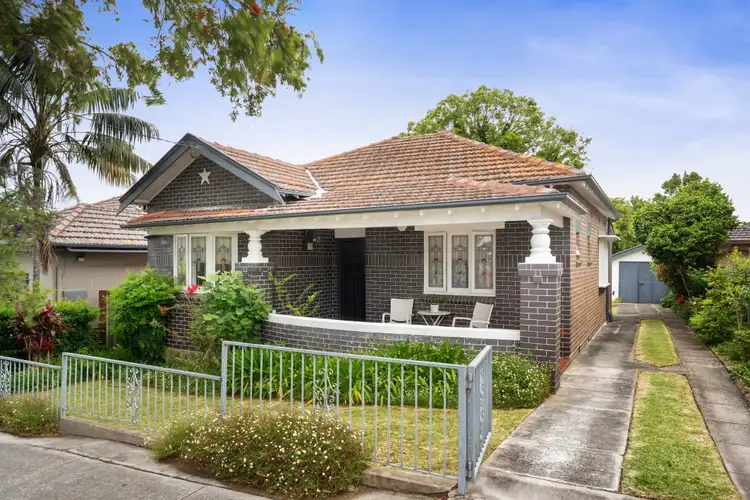 22 Willunga Avenue, Earlwood NSW 2206