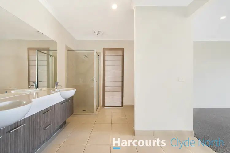 Fourth view of Homely house listing, 8 Pandanus Ct, Warragul VIC 3820
