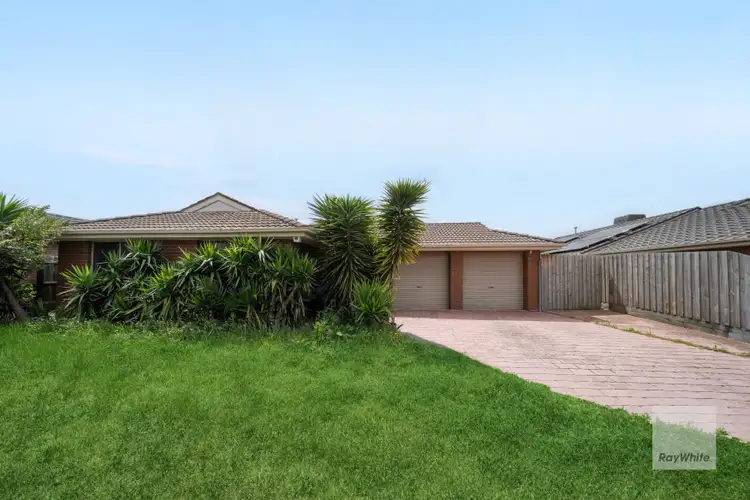 32 Dundee Way, Sydenham VIC 3037