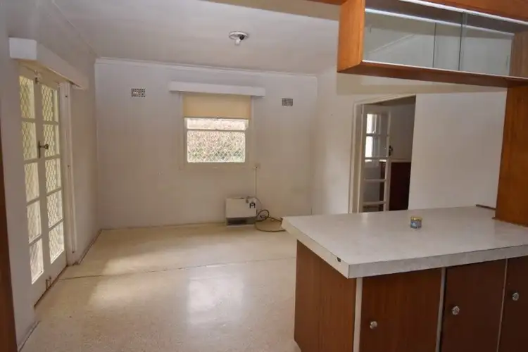 Fourth view of Homely house listing, 10 Raymond Street, Wellington NSW 2820