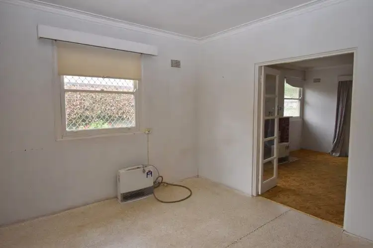 Fifth view of Homely house listing, 10 Raymond Street, Wellington NSW 2820