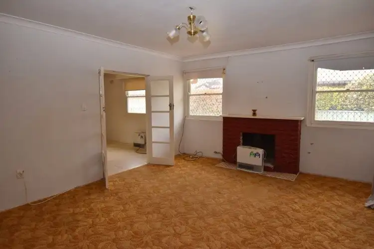 Sixth view of Homely house listing, 10 Raymond Street, Wellington NSW 2820