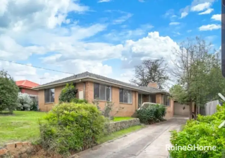 44 McKell Avenue, Sunbury VIC 3429