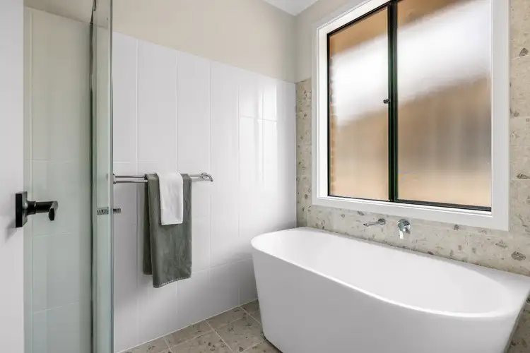 Sixth view of Homely house listing, 7 Cherry Close, Mount Barker SA 5251