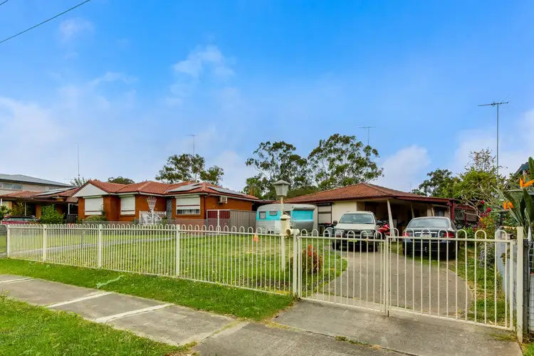 168 Railway Road, Quakers Hill NSW 2763