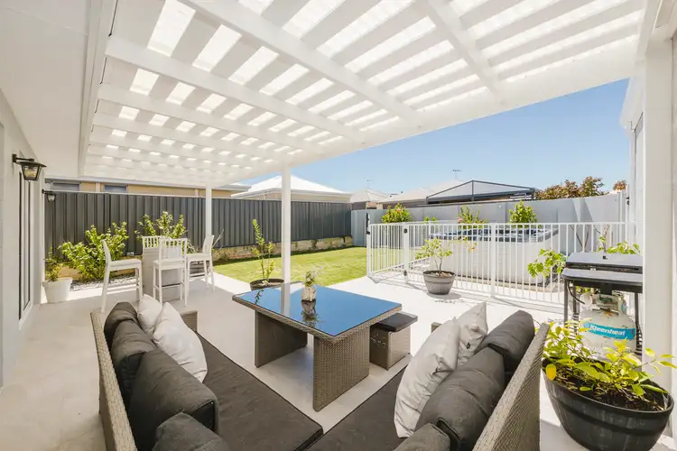 6 Artisan Road, Yanchep WA 6035