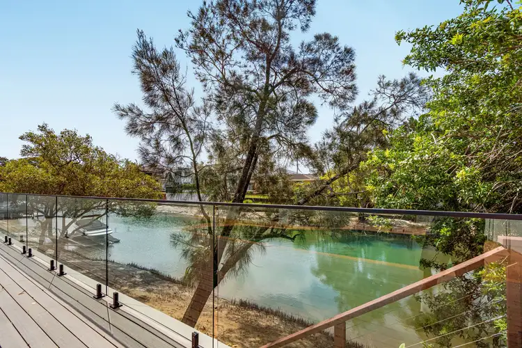 3 Monterey Court, Broadbeach Waters QLD 4218