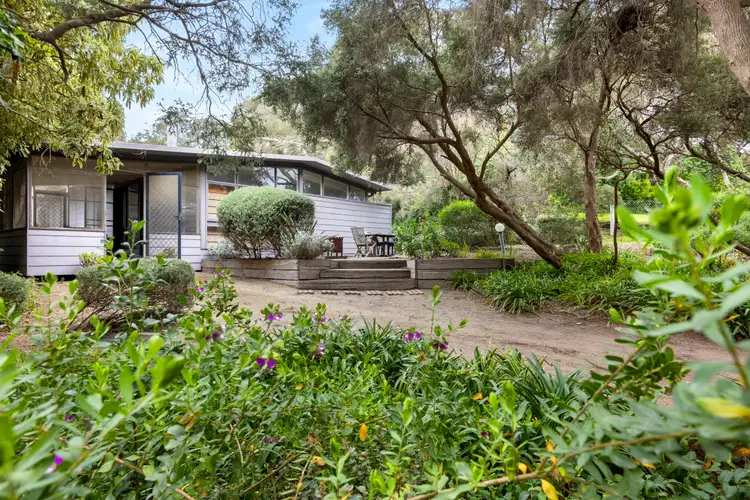 9 Spray Point Road, Blairgowrie VIC 3942