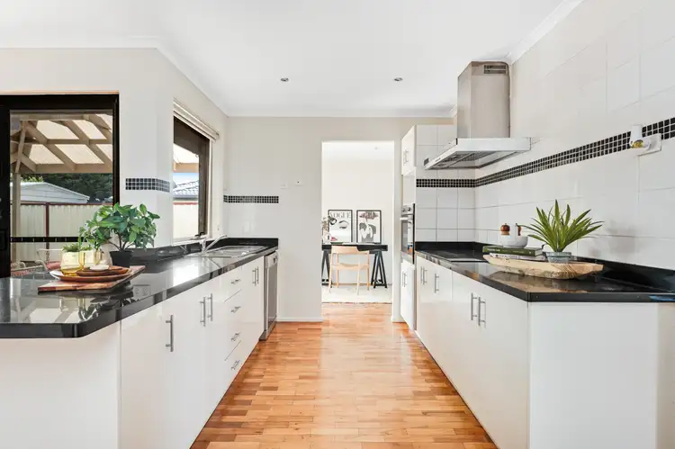 Fourth view of Homely house listing, 4 Bronsdon Court, Mill Park VIC 3082