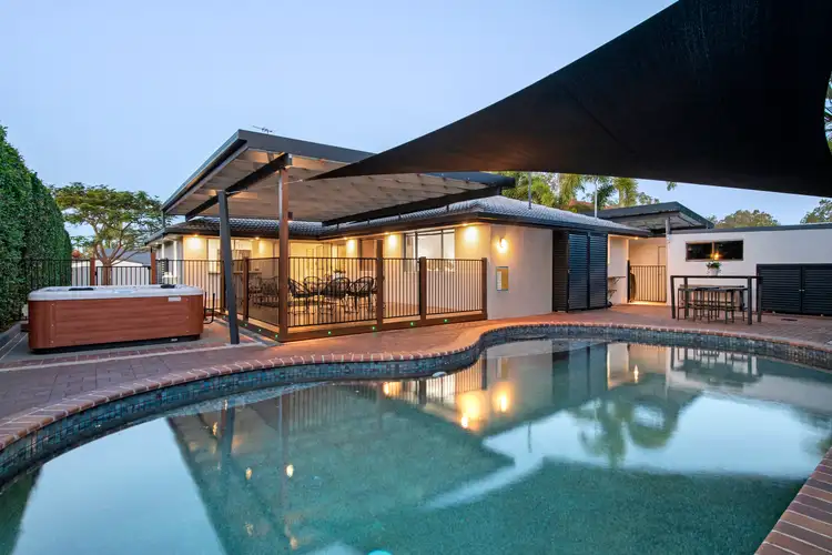 321 Rio Vista Boulevard, Mermaid Waters QLD 4218