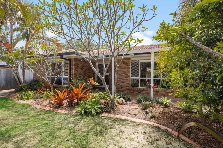 11 Gretel Drive, Beachmere QLD 4510