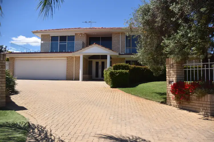 13 Mauldon Mews, Winthrop WA 6150