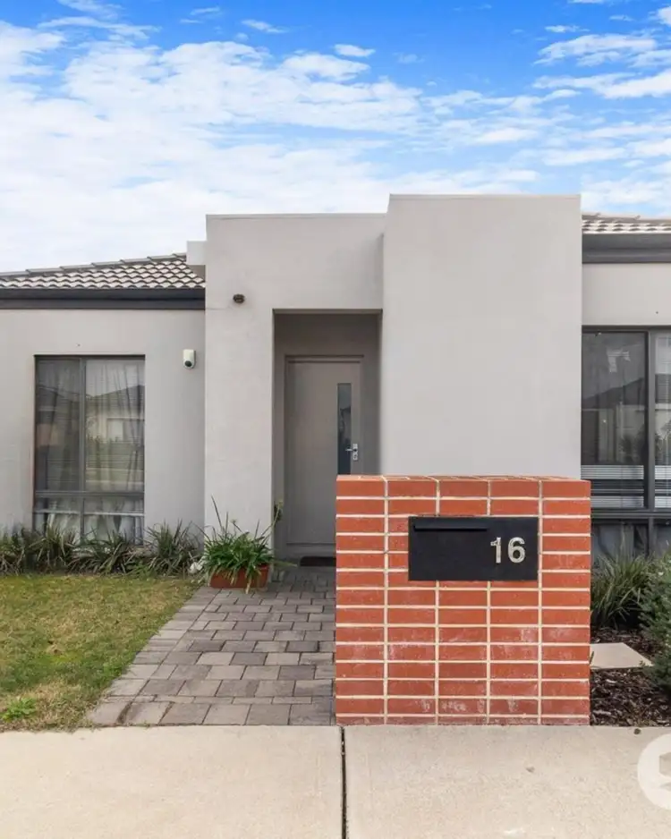 16 Noonan Road, Caversham WA 6055