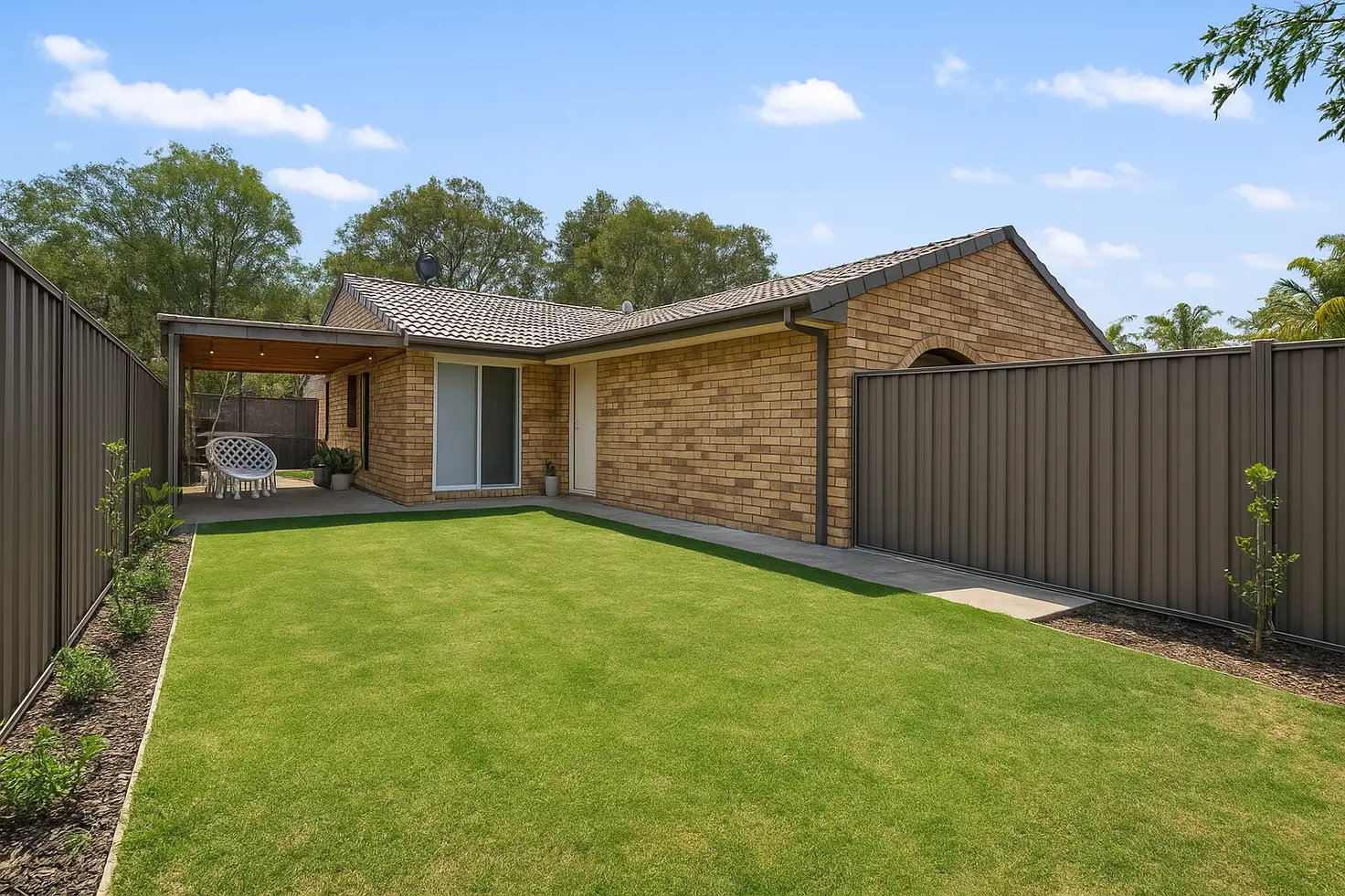 Main view of Homely semi-detached listing, 2/6 Inchcape Court, Ashmore QLD 4214