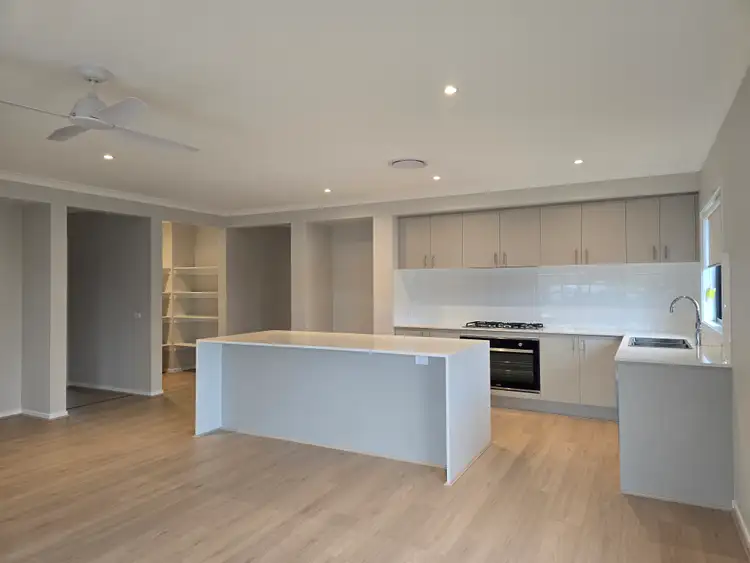 8 Goodwood Drive, Wondunna QLD 4655