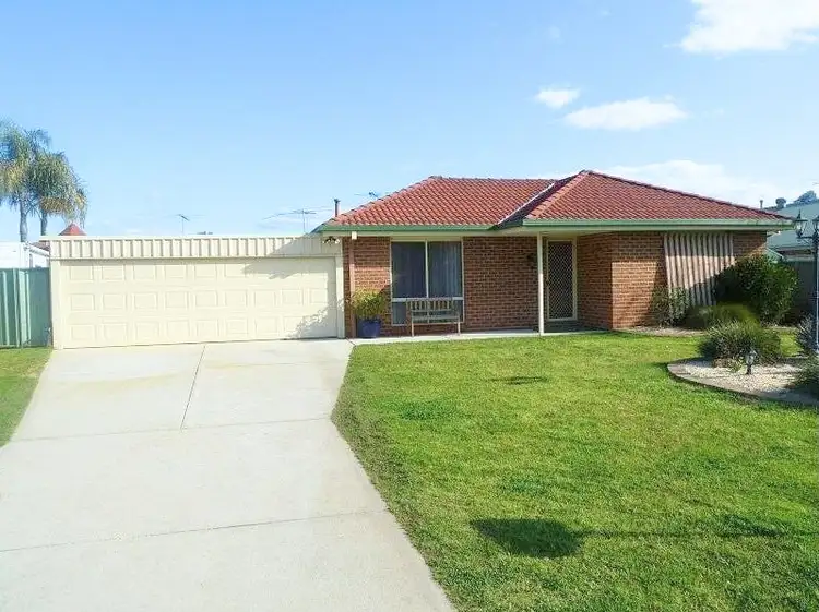 7 Quandong Road, Thurgoona NSW 2640