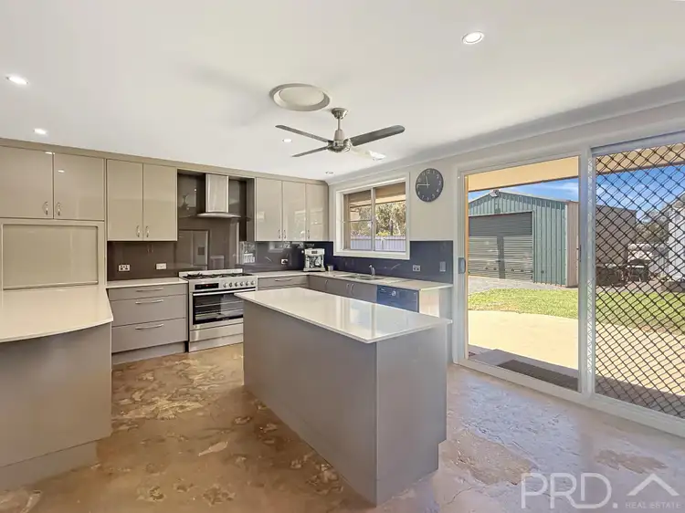7 Hartog Crescent, Dampier WA 6713