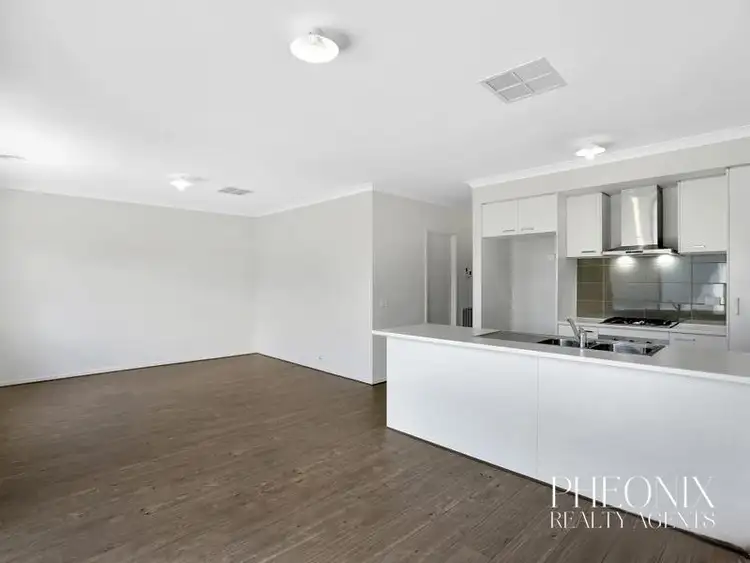 Fourth view of Homely house listing, 10 Queenscliff Walk, Tarneit VIC 3029