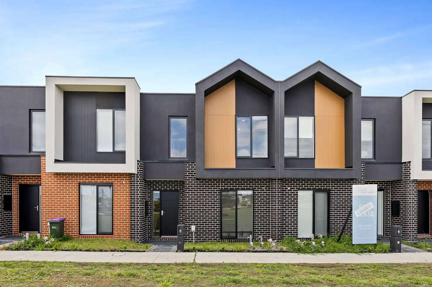 Main view of Homely townhouse listing, 6 Goss Walk, Donnybrook VIC 3064