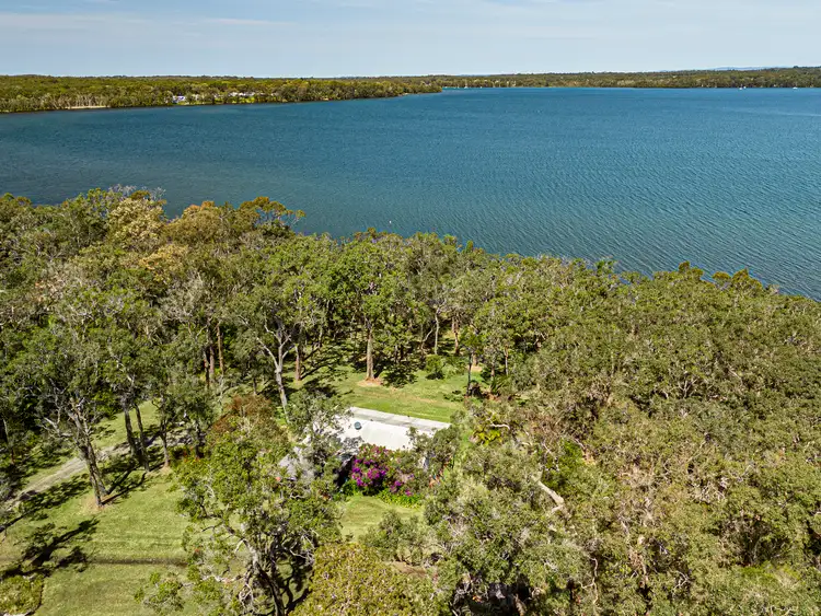 265 Cams Boulevard, Summerland Point NSW 2259