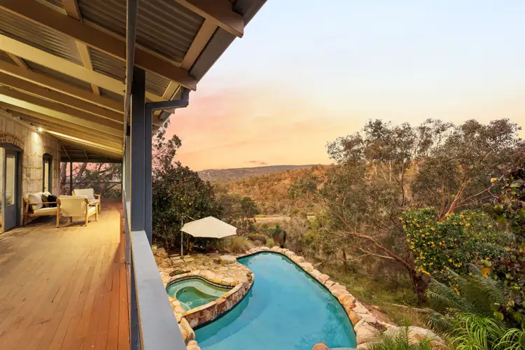 16 Hillway, Swan View WA 6056