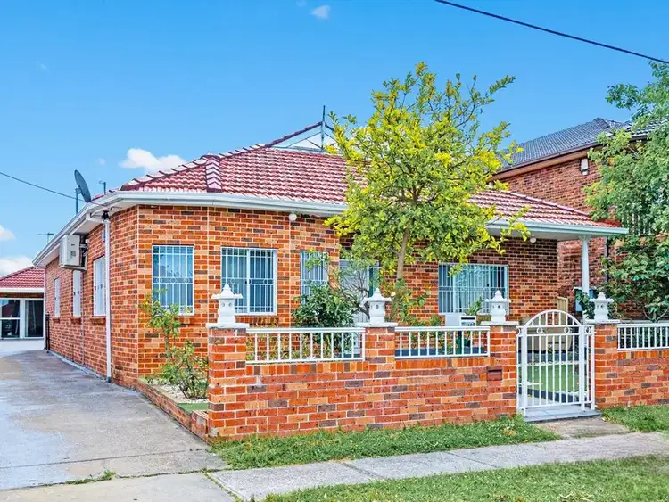 186 The Trongate, South Granville NSW 2142