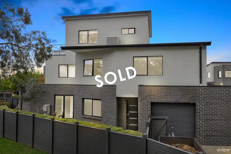 61 Botanic Drive, Pakenham VIC 3810