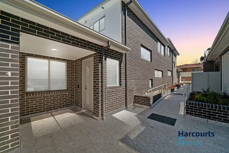 6/2-4 Andrew Place, Girraween NSW 2145
