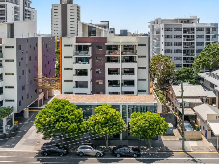 21/171 Scarborough Street, Southport QLD 4215