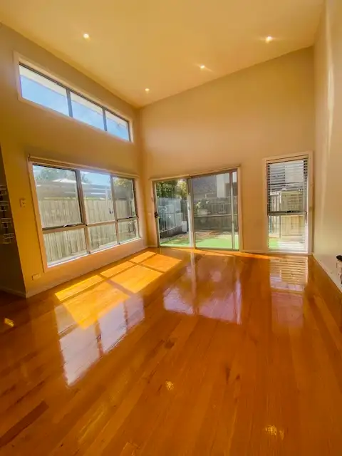 9/86-88 Royal Parade, Reservoir VIC 3073