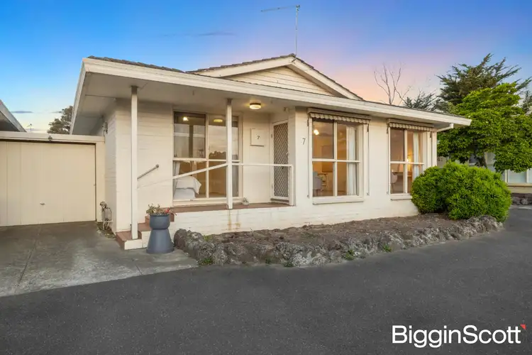 7/2 Coonara Avenue, Mount Eliza VIC 3930