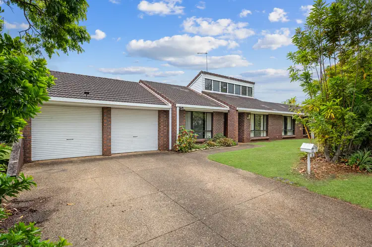 8 Lakkari Street, Eight Mile Plains QLD 4113