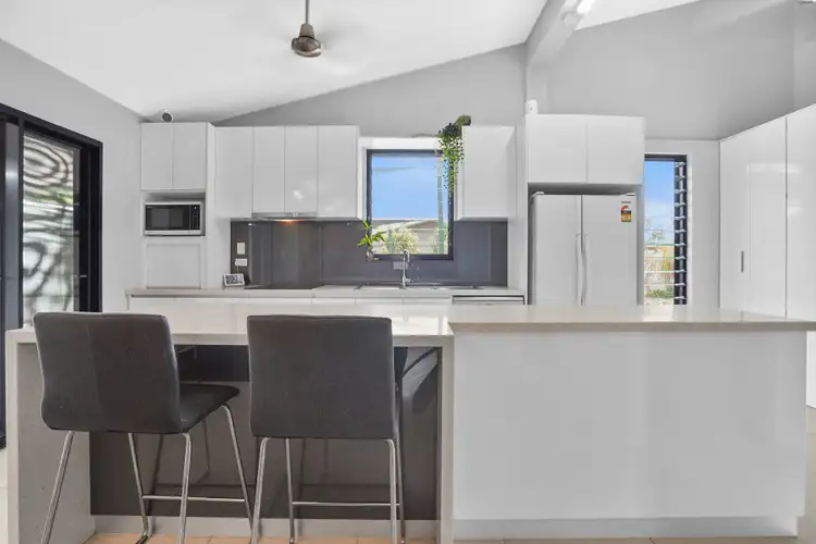 8 Fountain Street, Anula NT 812