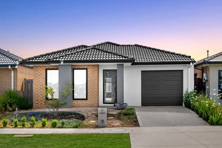 41 Wasim Circuit, Rockbank VIC 3335