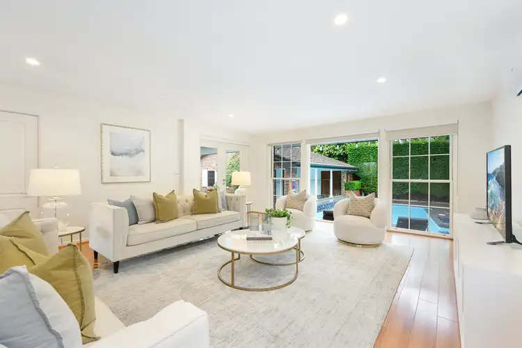 12 Delaware Avenue, St Ives NSW 2075