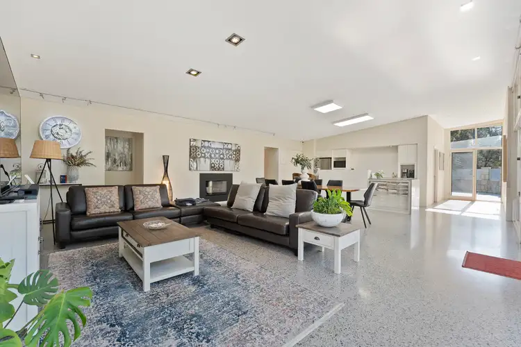 Sixth view of Homely house listing, 1 Jerboa Green, Baldivis WA 6171