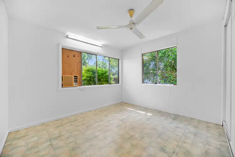 Sixth view of Homely semi-detached listing, 210-212 Mccoombe Street, Bungalow QLD 4870