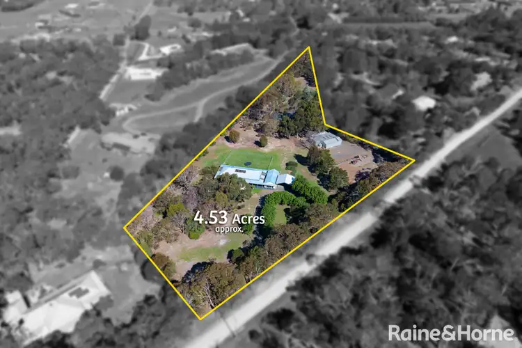 90 Royal Parade, Riddells Creek VIC 3431