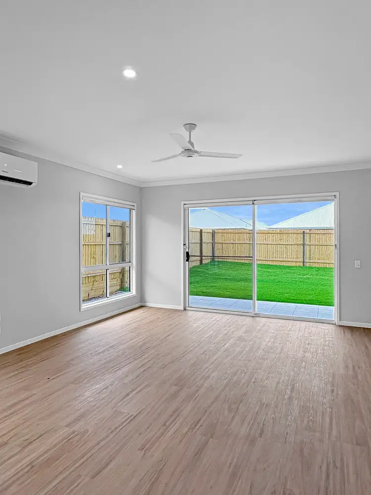 1/12 Pinot Street, Logan Reserve QLD 4133