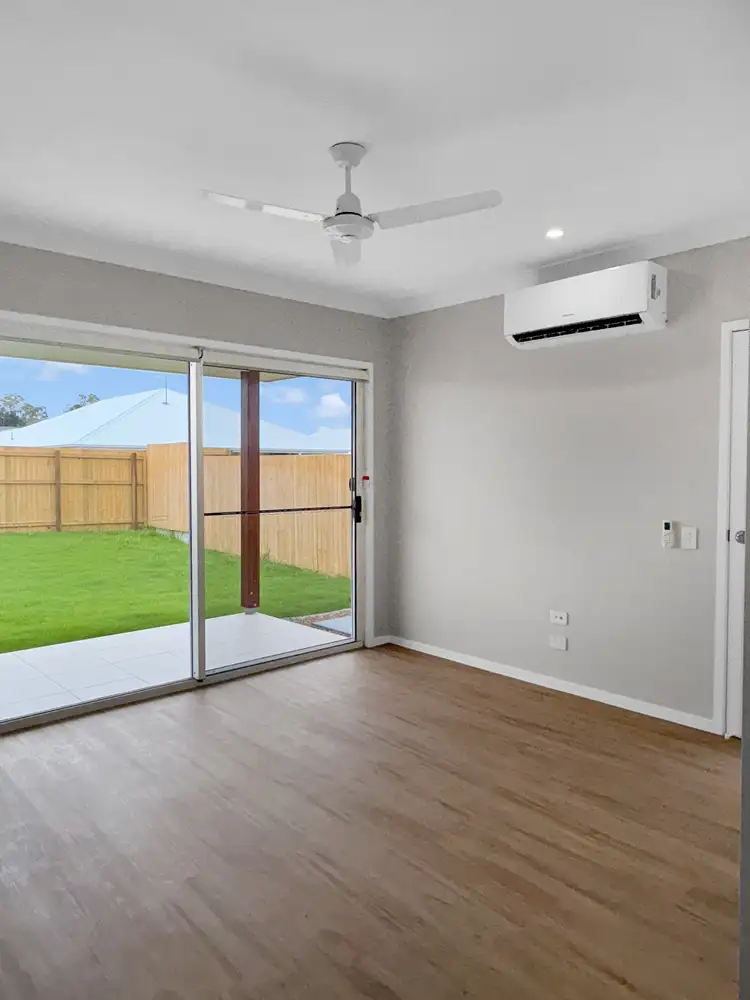 2/12 Pinot Street, Logan Reserve QLD 4133