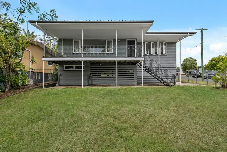 18 Aldren Street, Stafford Heights QLD 4053