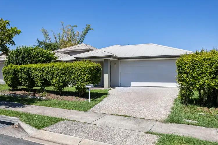 16 Mckinlay Avenue, Redbank Plains QLD 4301