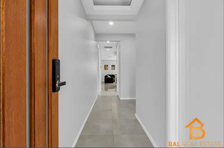 Second view of Homely house listing, 5 Linburn Street, Thornhill Park VIC 3335