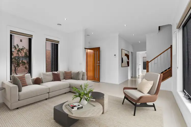 2/12 Parkwood Court, Deer Park VIC 3023