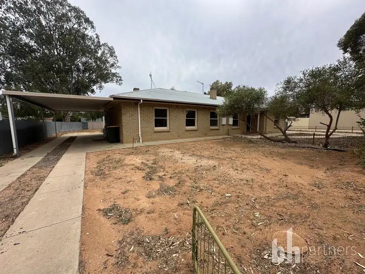 23 Trenaman Crescent